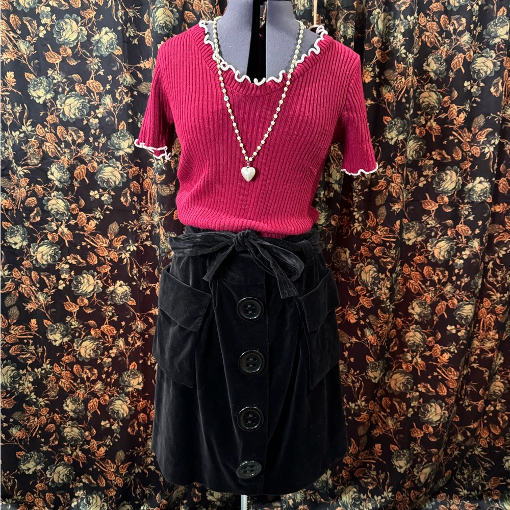 Vintage Red Ribbed Lettuce Edge Knit Top